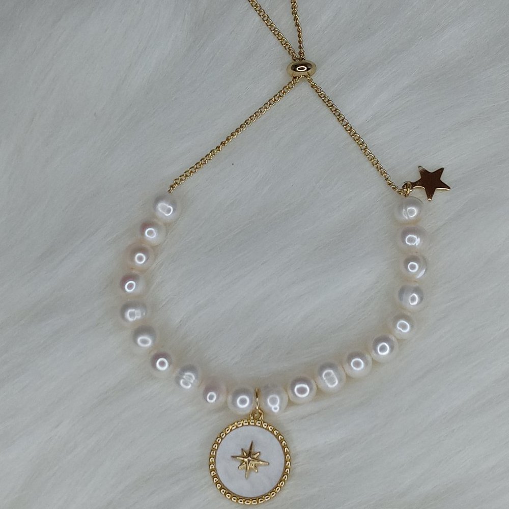 Pearl & Gold Bracelet